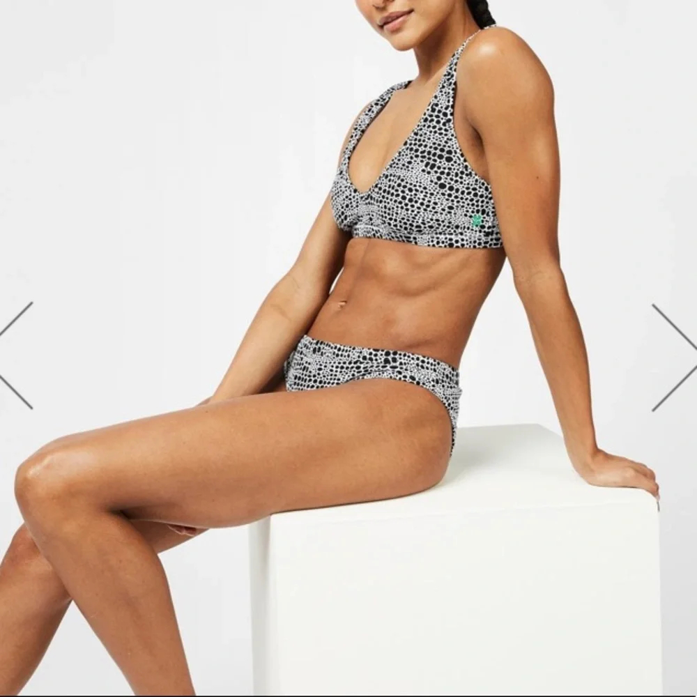 NWT Sweaty Betty Bikini - Picture 2 of 5